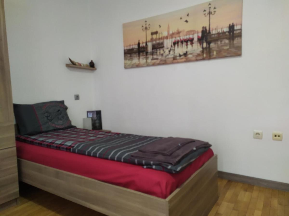 Apartament Bogoslovovi Varna Exterior photo